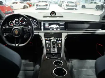Porsche Panamera GTS ST 2.H