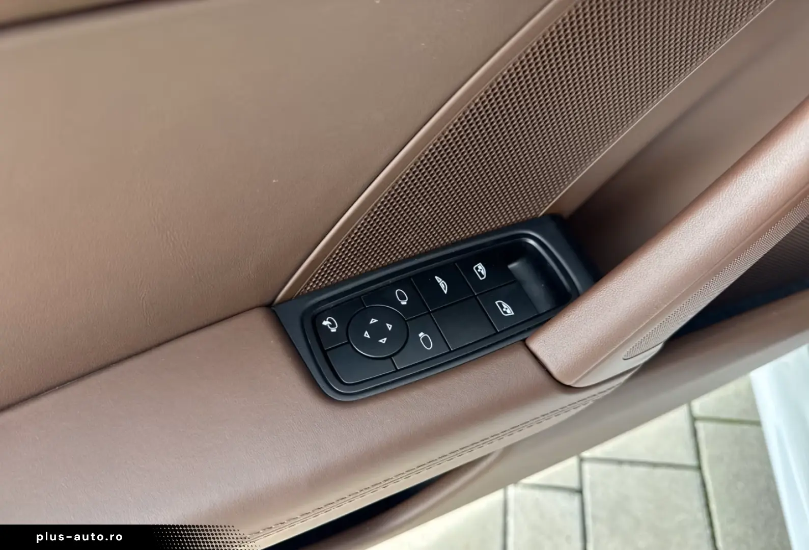 Porsche 992 911 Carrera GTS Cabriolet BOSE Sportabgas