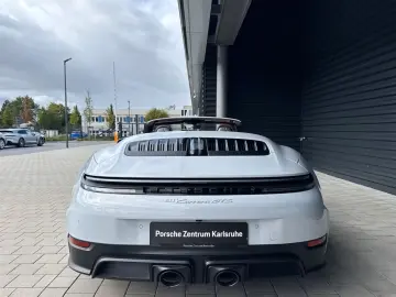 Porsche 992 911 Carrera GTS Cabriolet BOSE Sportabgas