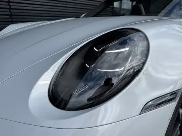 Porsche 992 911 Carrera GTS Cabriolet BOSE Sportabgas