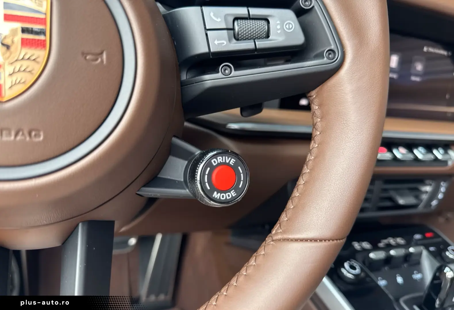 Porsche 992 911 Carrera GTS Cabriolet BOSE Sportabgas