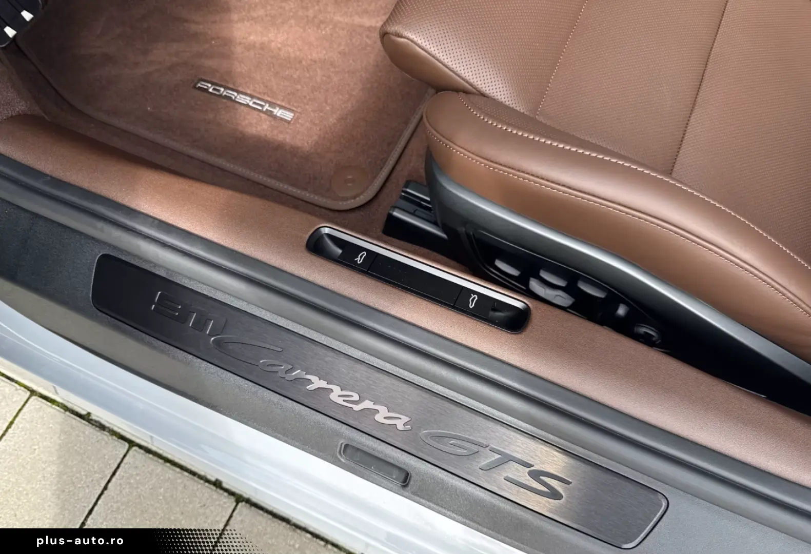 Porsche 992 911 Carrera GTS Cabriolet BOSE Sportabgas