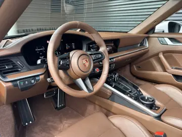 Porsche 992 911 Carrera GTS Cabriolet BOSE Sportabgas