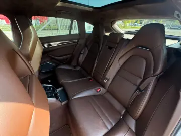 Porsche Panamera Sport Turismo GTS 4.0 V8 Pano Burmester