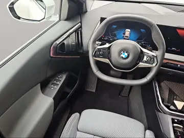 BMW X3 20 xDrive Parking heater AHK camera sports seats