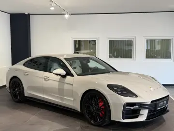 Porsche Panamera GTS  Sport Design