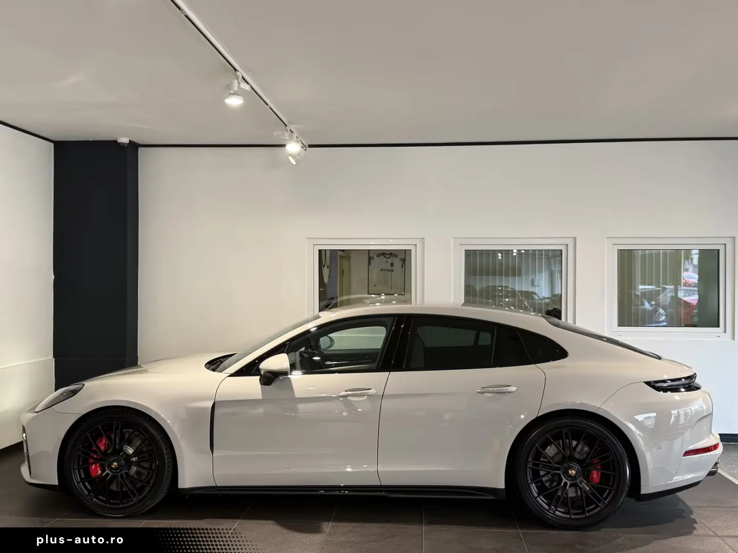 Porsche Panamera GTS  Sport Design