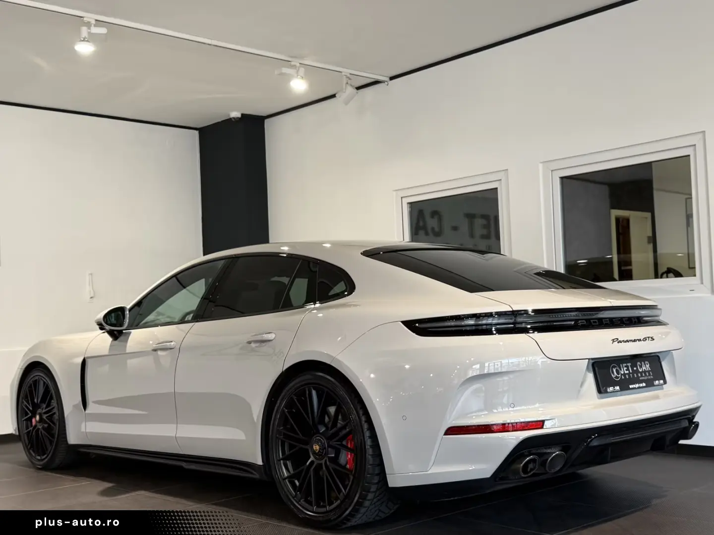 Porsche Panamera GTS  Sport Design