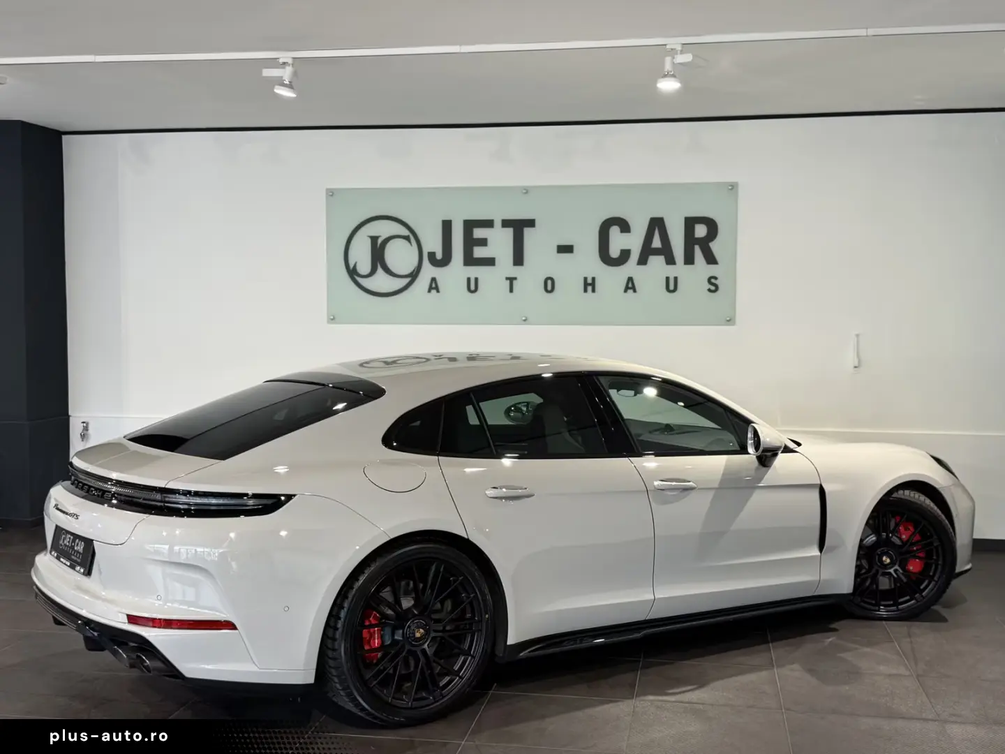 Porsche Panamera GTS  Sport Design