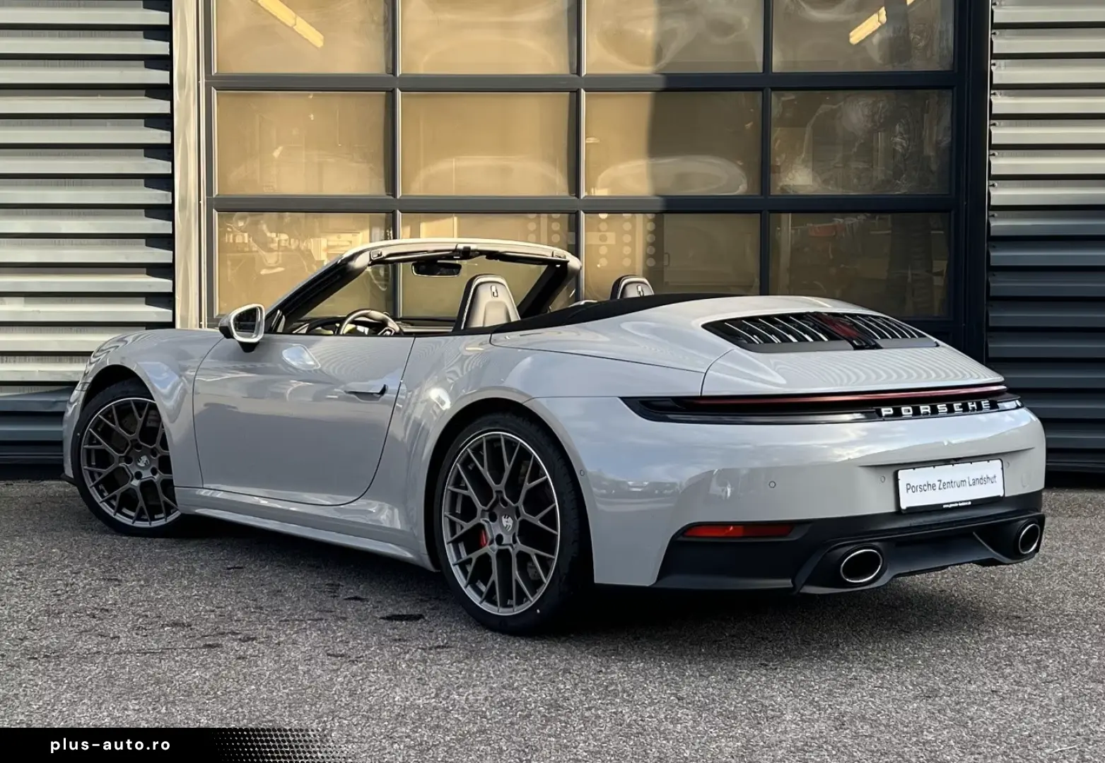 Porsche 992 (911) Carrera 4S Cabrio   Liftsystem   BOSE