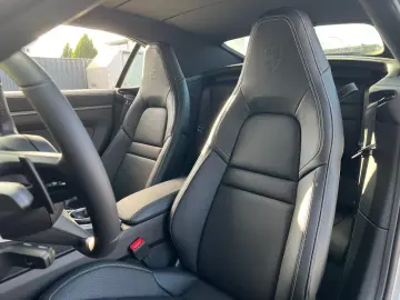 Porsche 992 (911) Carrera 4S Cabrio   Liftsystem   BOSE