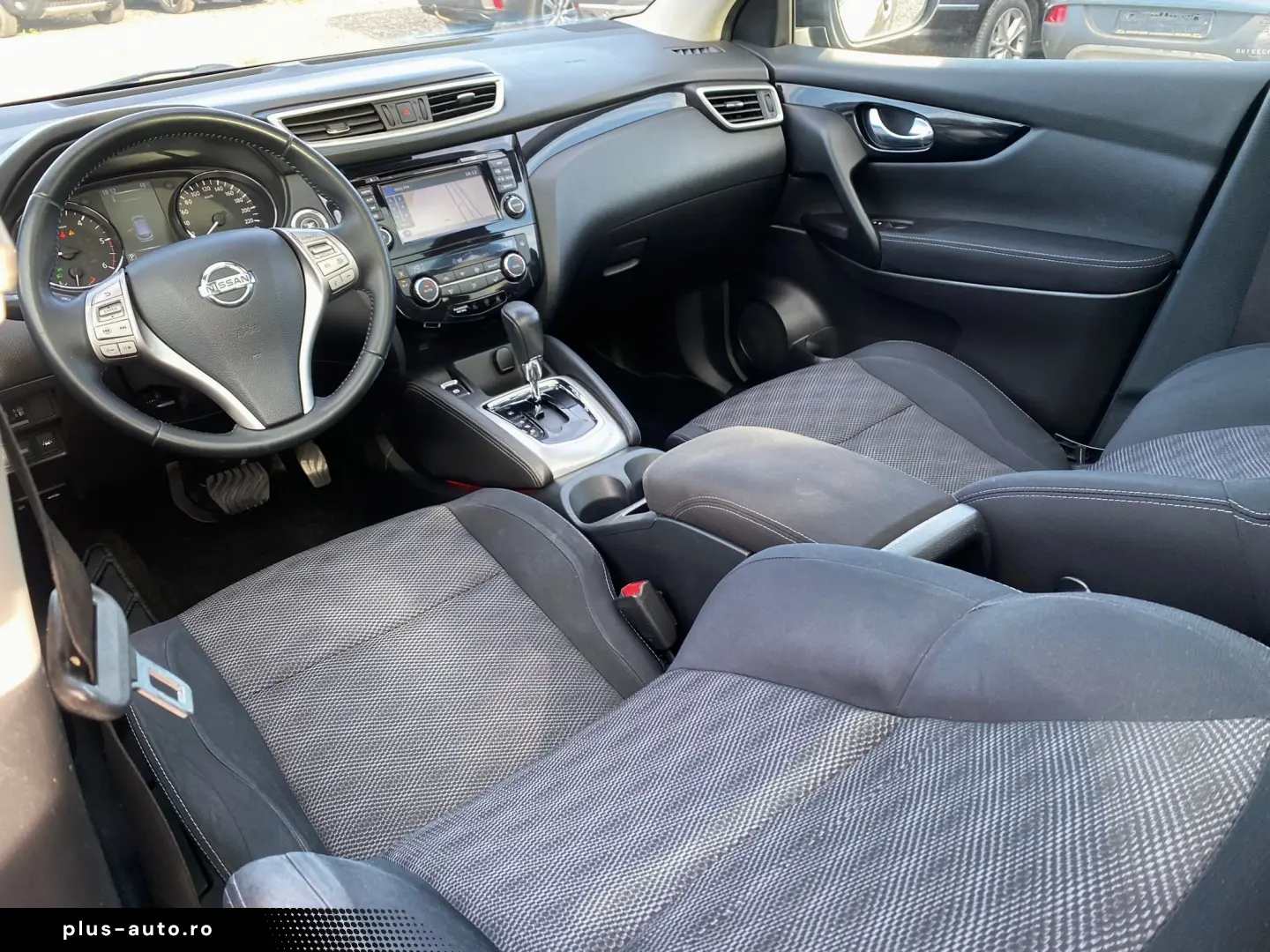 Nissan Qashqai 1.6dci 130CP Automat Navi Panoramic