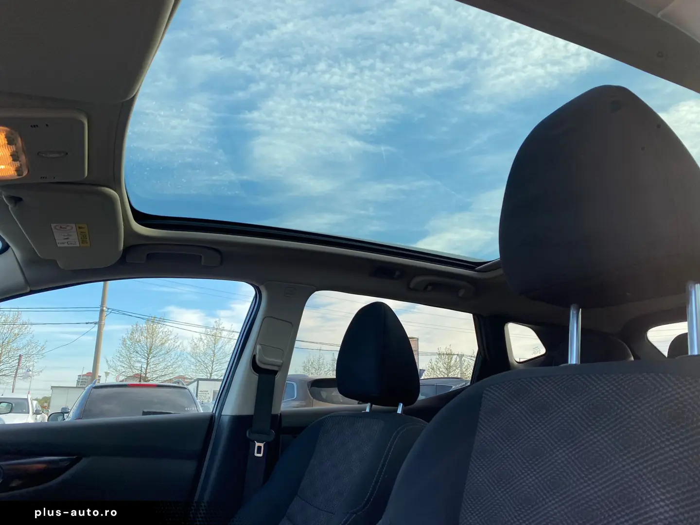 Nissan Qashqai 1.6dci 130CP Automat Navi Panoramic