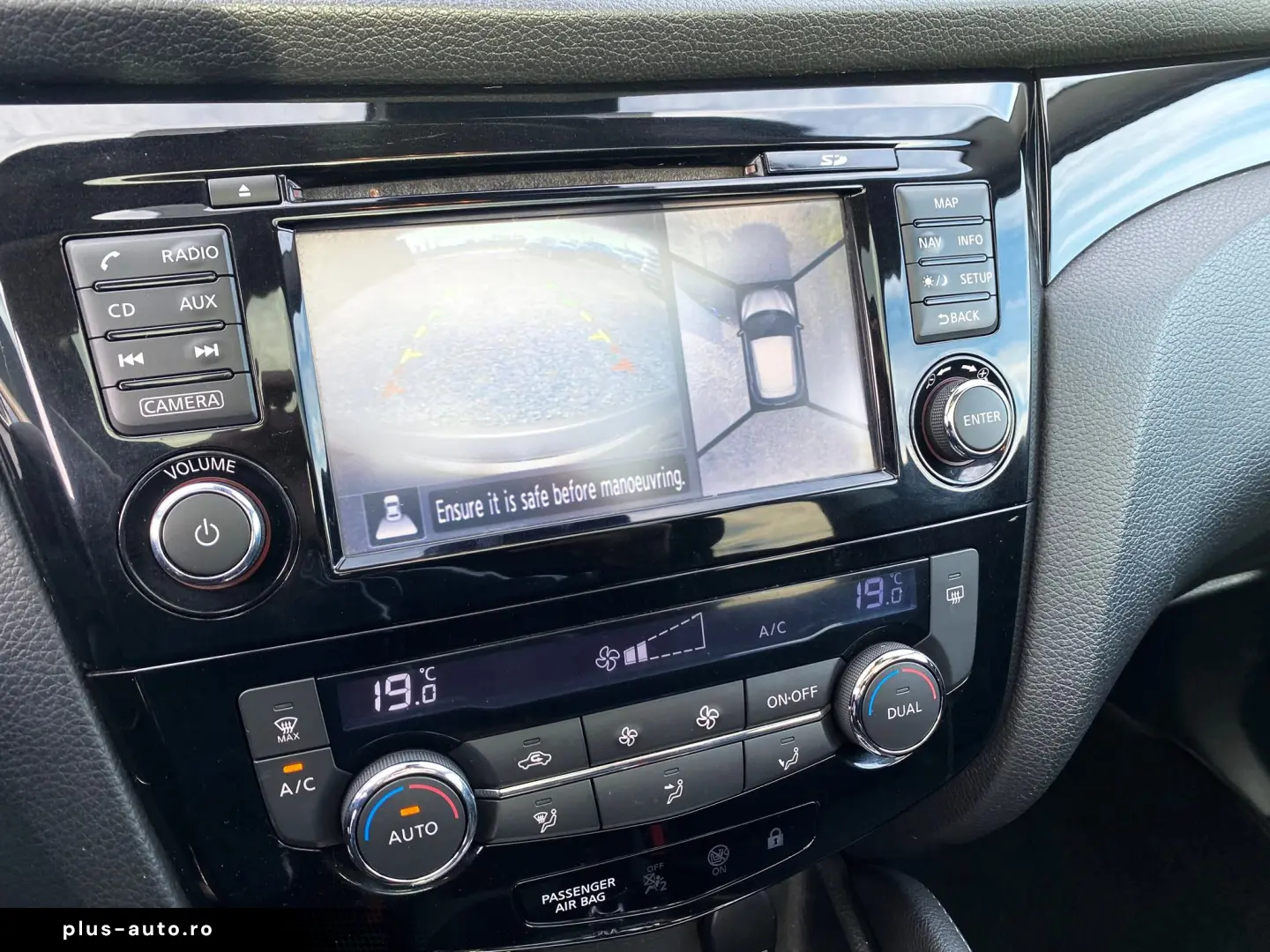 Nissan Qashqai 1.6dci 130CP Automat Navi Panoramic