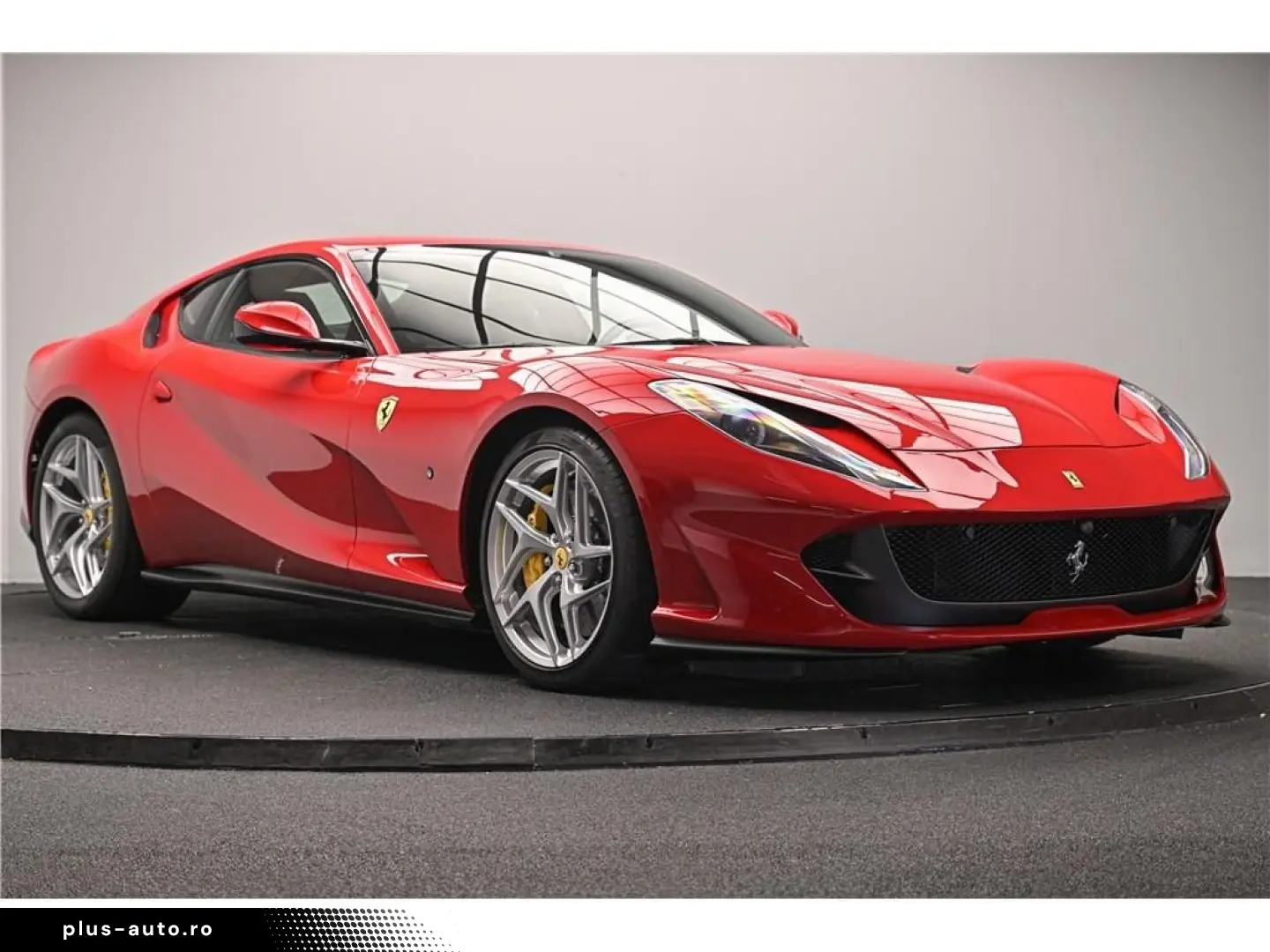 FERRARI 812 superfast 6.5 V12 800