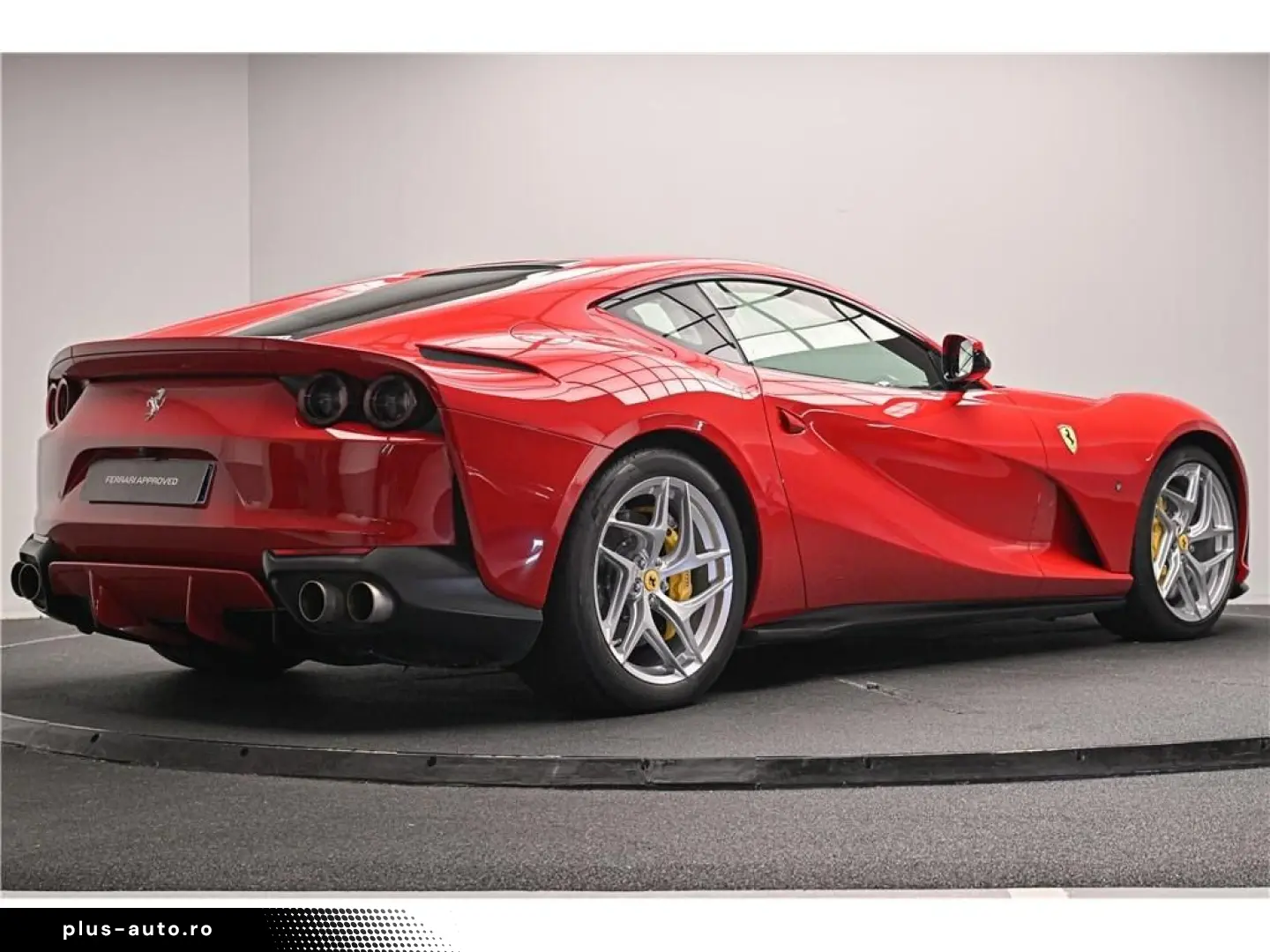 FERRARI 812 superfast 6.5 V12 800