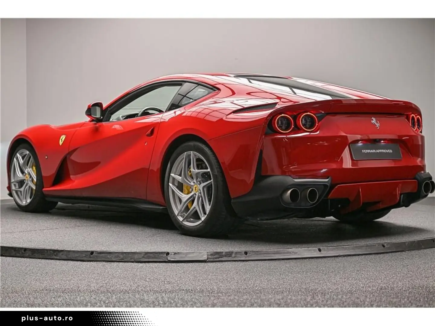FERRARI 812 superfast 6.5 V12 800