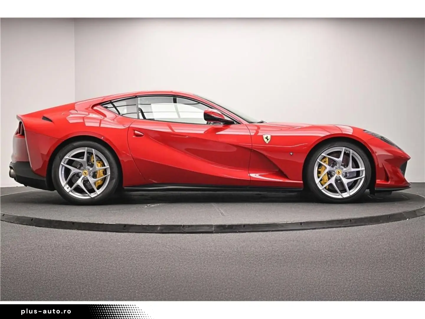 FERRARI 812 superfast 6.5 V12 800