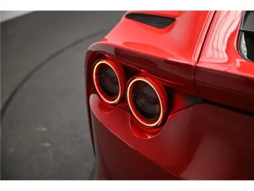 FERRARI 812 superfast 6.5 V12 800