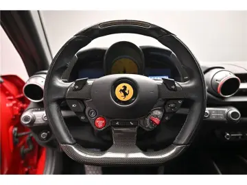 FERRARI 812 superfast 6.5 V12 800