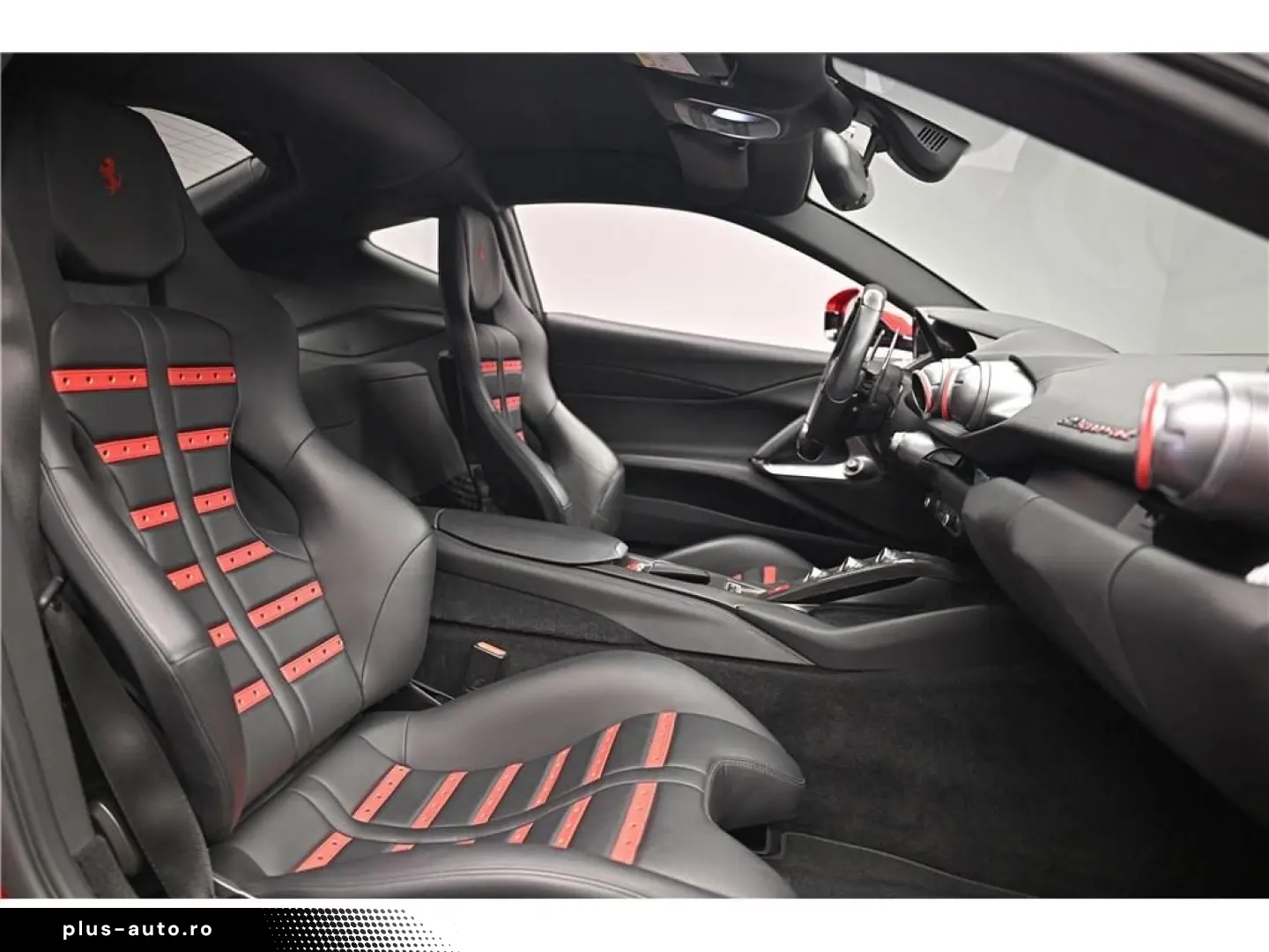 FERRARI 812 superfast 6.5 V12 800