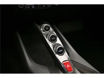FERRARI 812 superfast 6.5 V12 800