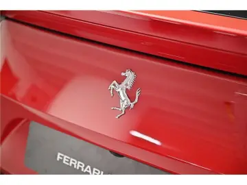 FERRARI 812 superfast 6.5 V12 800