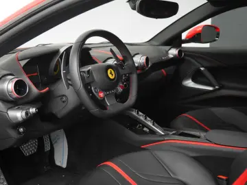 FERRARI 812 6.5 V12 Superfast DCT F1 LIFT Deutsch 2.Hand