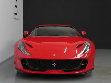 FERRARI 812 6.5 V12 Superfast DCT F1 LIFT Deutsch 2.Hand