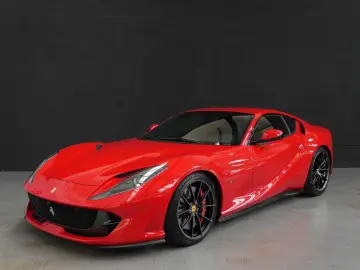 FERRARI 812 6.5 V12 Superfast DCT F1 LIFT Deutsch 2.Hand