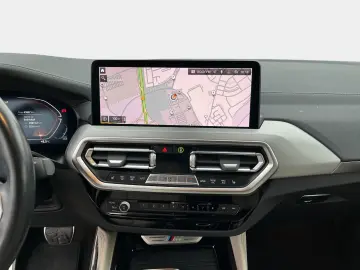 BMW X4 M40d