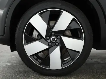 VOLVO XC40 Recharge T5 Ultimate Dark LED Pano Navi 20