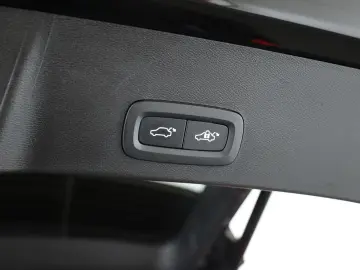 VOLVO XC40 Recharge T5 Ultimate Dark LED Pano Navi 20