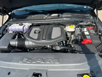 Dodge RAM 1500 Laramie