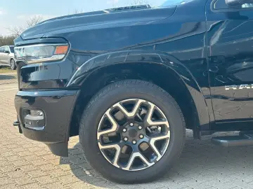 Dodge RAM 1500 Laramie