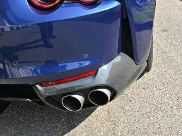 FERRARI 812 Superfast Carbon Power Garantie LED SiHe Top