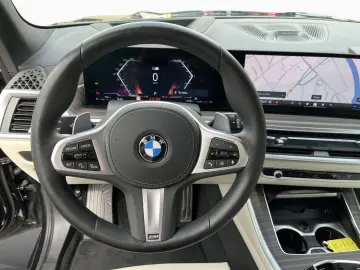 BMW X5 xDr30d M Sport Pro DA PA-Pr B W 7-Sitzer Pano