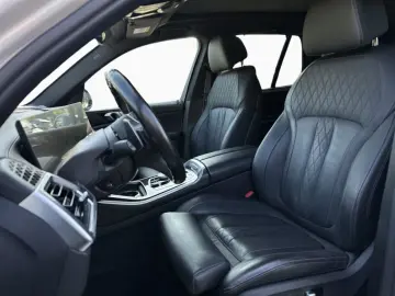 BMW X5 xDr50e M Sport Pro DA PA-Pr AHK IconicGl Pano