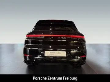 Porsche Cayenne E-Hybrid Black Edition