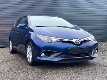 Toyota Auris Hybride 136H Design
