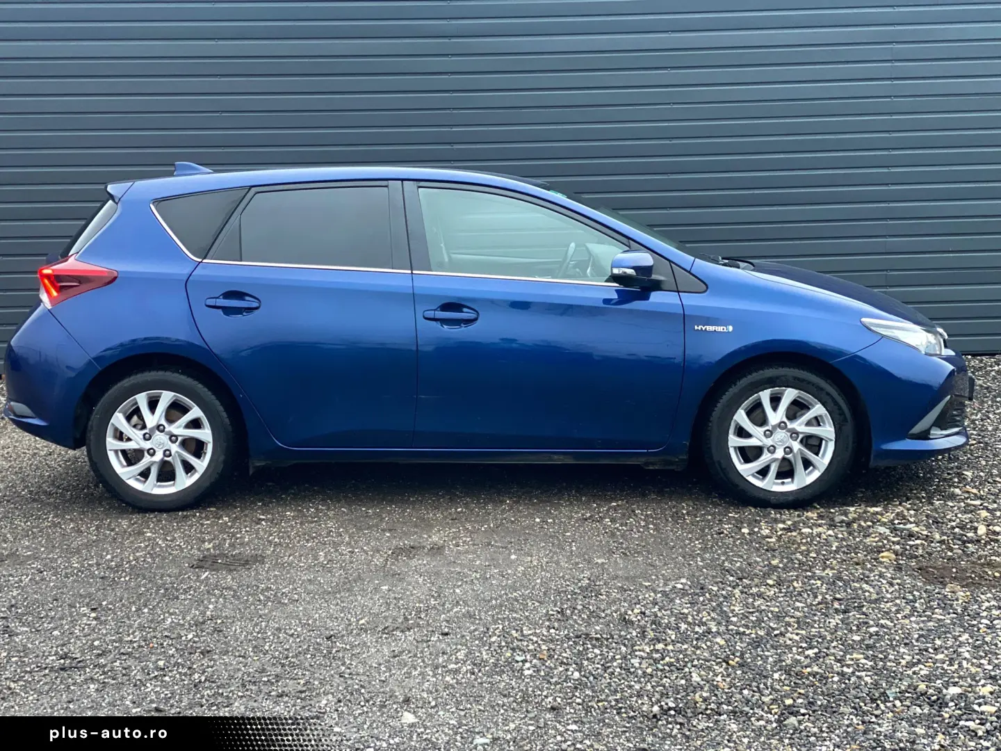 Toyota Auris Hybride 136H Design