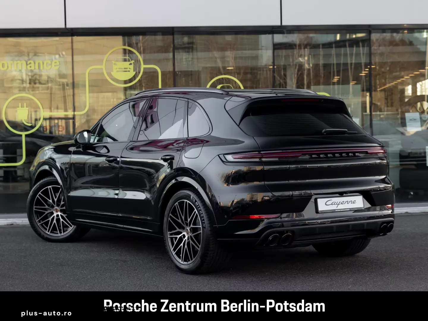 Porsche Cayenne E-Hybrid Black Edition Head-Up BOSE
