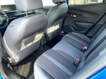 Peugeot 2008 1.2 PT B.L. Allure EAT 8