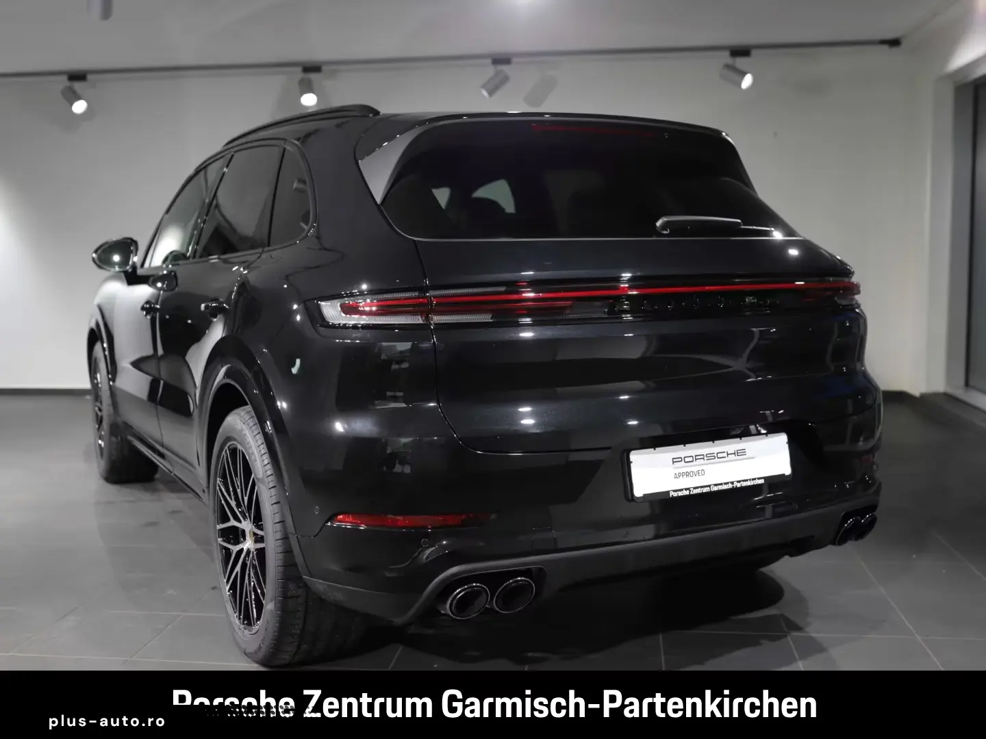 Porsche Cayenne Black Edition