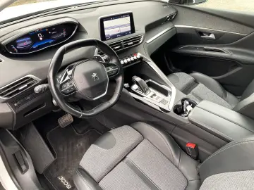 Peugeot 3008 – 1.2 Allure Automat Panoramic