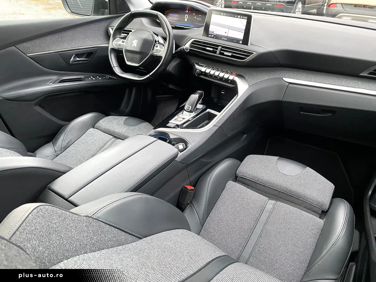 Peugeot 3008 – 1.2 Allure Automat Panoramic