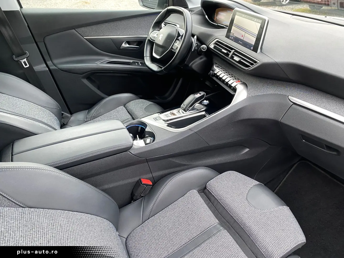 Peugeot 3008 – 1.2 Allure Automat Panoramic