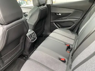 Peugeot 3008 – 1.2 Allure Automat Panoramic