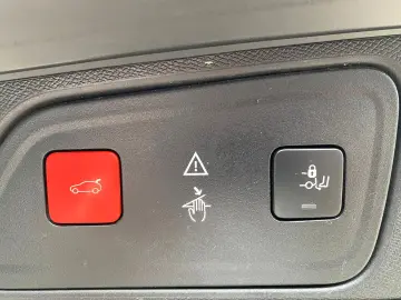 Peugeot 3008 – 1.2 Allure Automat Panoramic