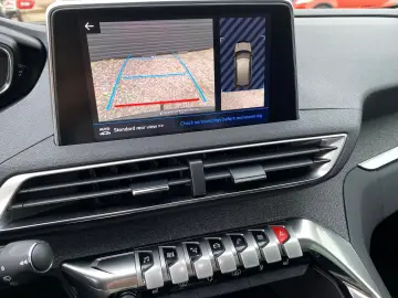 Peugeot 3008 – 1.2 Allure Automat Panoramic